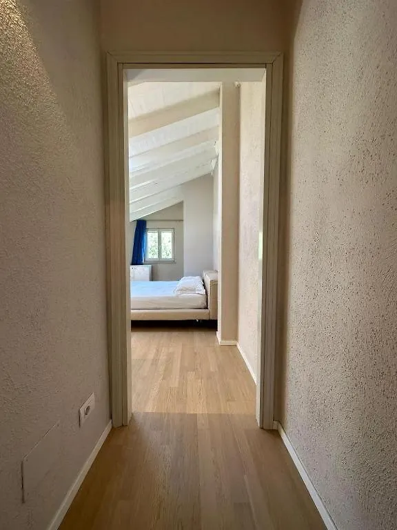 Country House Bardolino Apartment 0*,  Italy