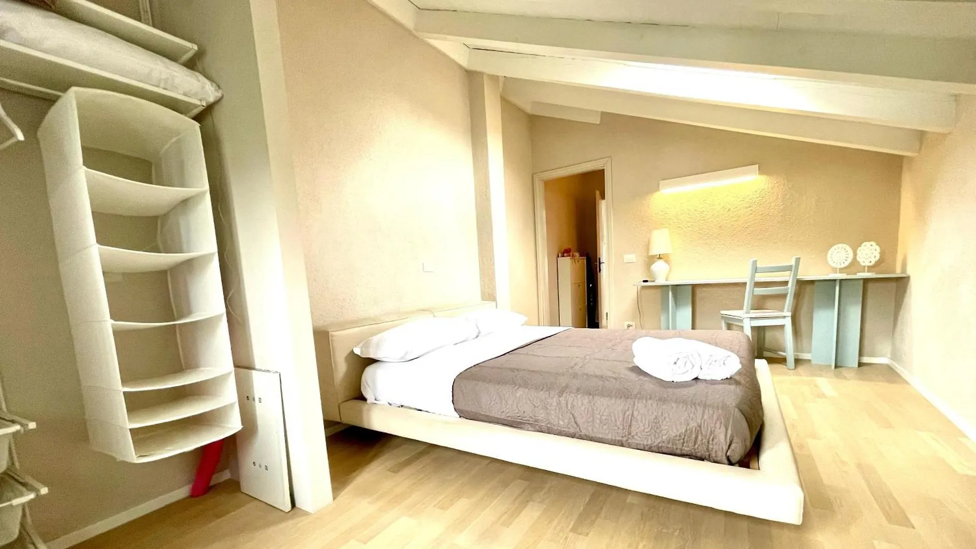 Country House Bardolino Apartment 0*,  Italy